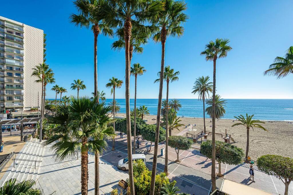 Oceanfront Retreat: Your Serene Oasis By The Sea! Apartment