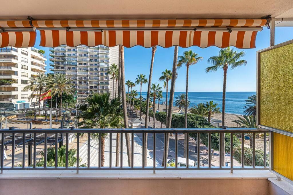 Oceanfront Retreat: Your Serene Oasis By The Sea! Marbella