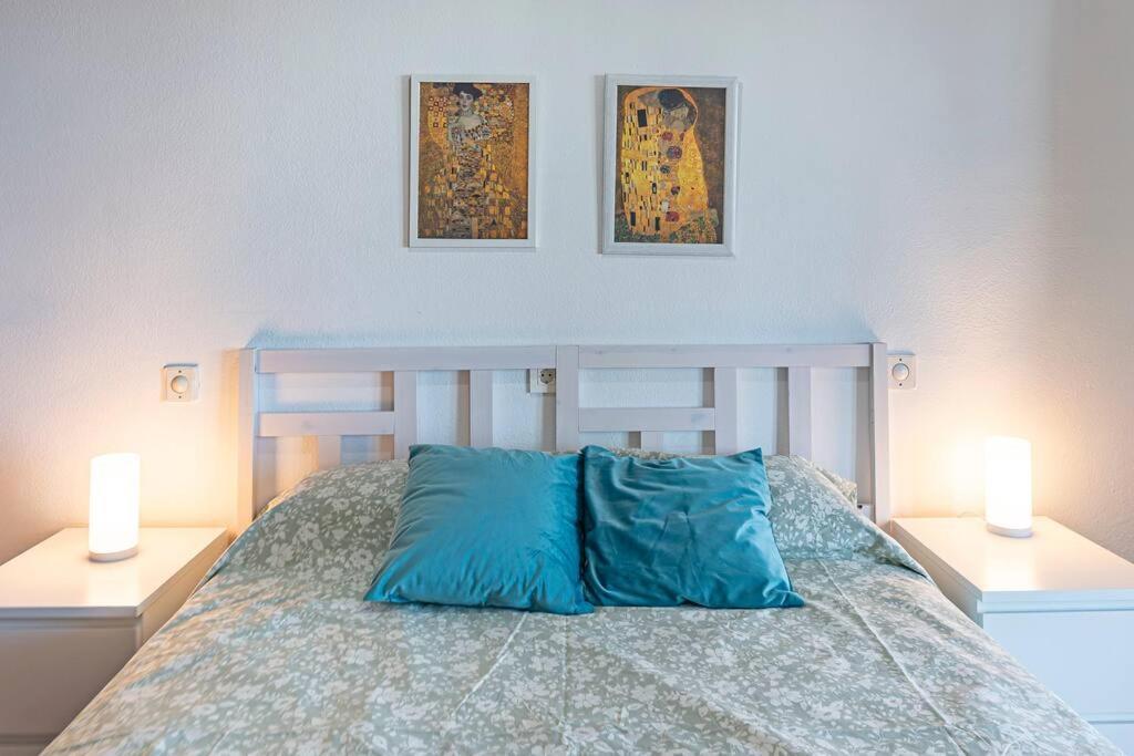 Oceanfront Retreat: Your Serene Oasis By The Sea! Marbella
